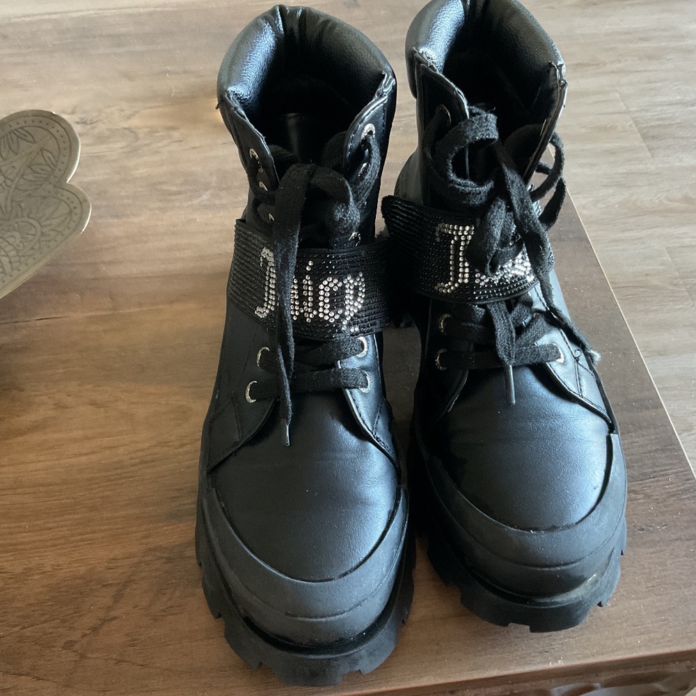 Juicy Couture Quentin Black Combat Boots Sz 7.5